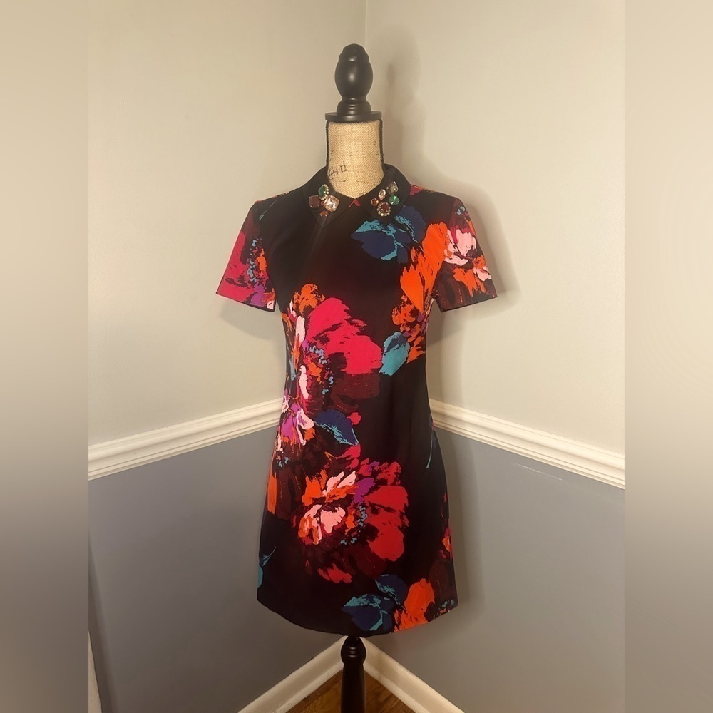 Trina Turk Jeweled Collar Shift Dress Size 2